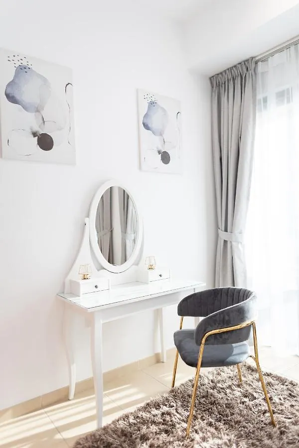 Bahar Jbr Apartment By Happy Season Dubai