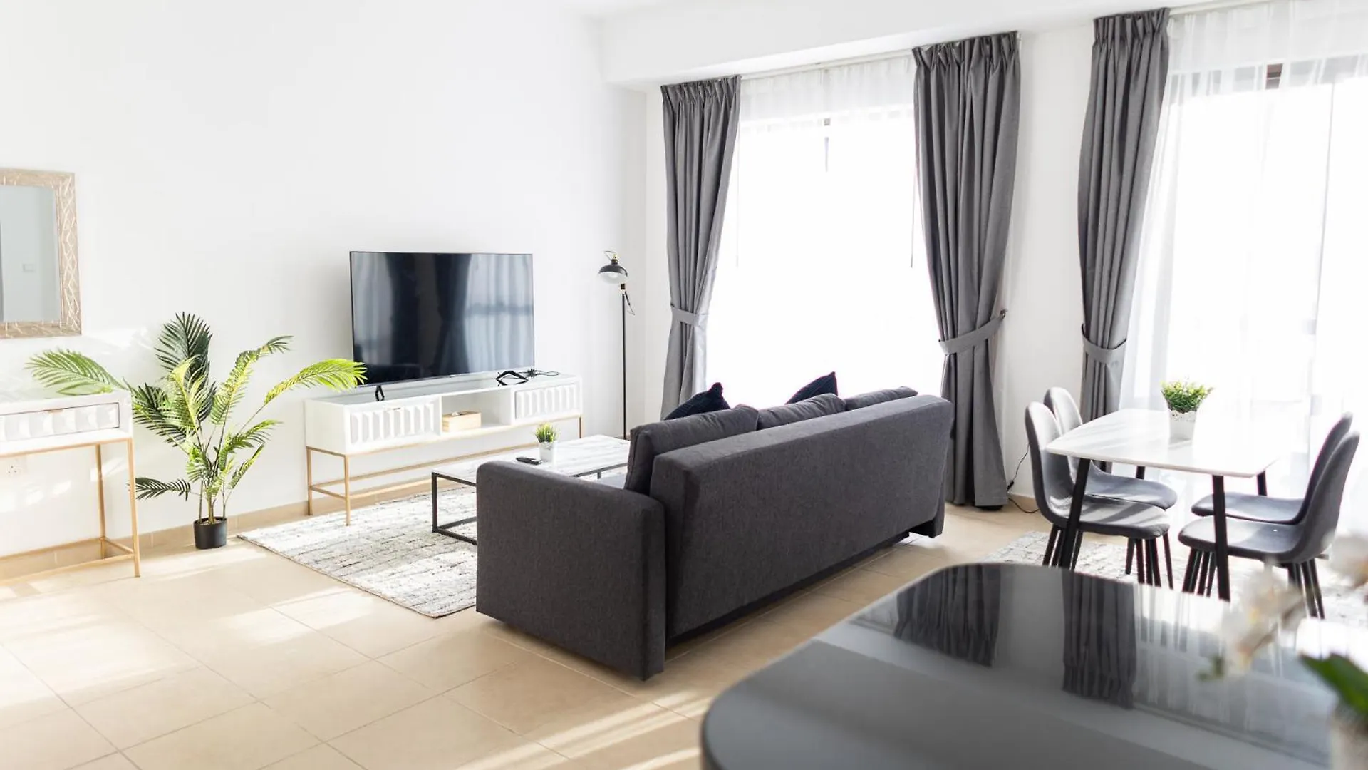 Bahar Jbr Apartment By Happy Season Dubai