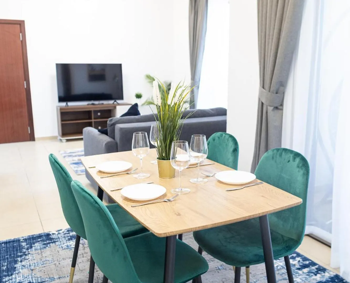 Bahar Jbr Apartment By Happy Season Dubai