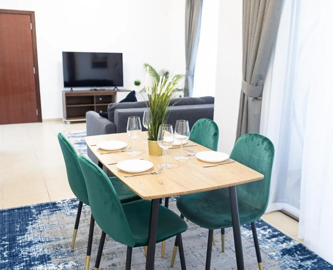 Bahar Jbr Apartment By Happy Season Dubai